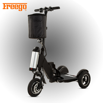 Freego Solo دارای 3 موتور الکتریکی روروک مخصوص بچه ها با صندلی برای حمل کنندگان شخصی قدیمی است